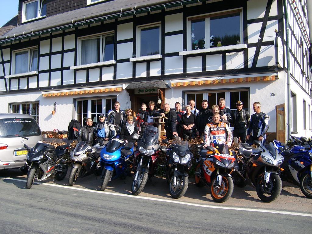 Landhaus Zum Sorpetal Hotel Шмаленберг Екстериор снимка