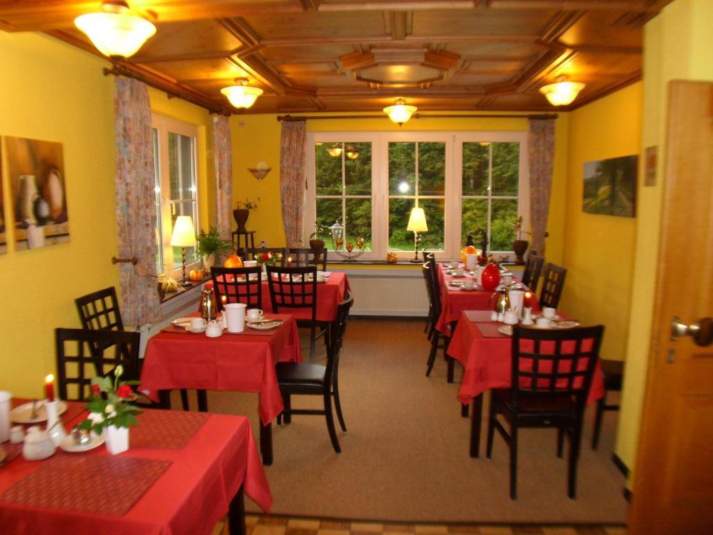 Landhaus Zum Sorpetal Hotel Шмаленберг Екстериор снимка