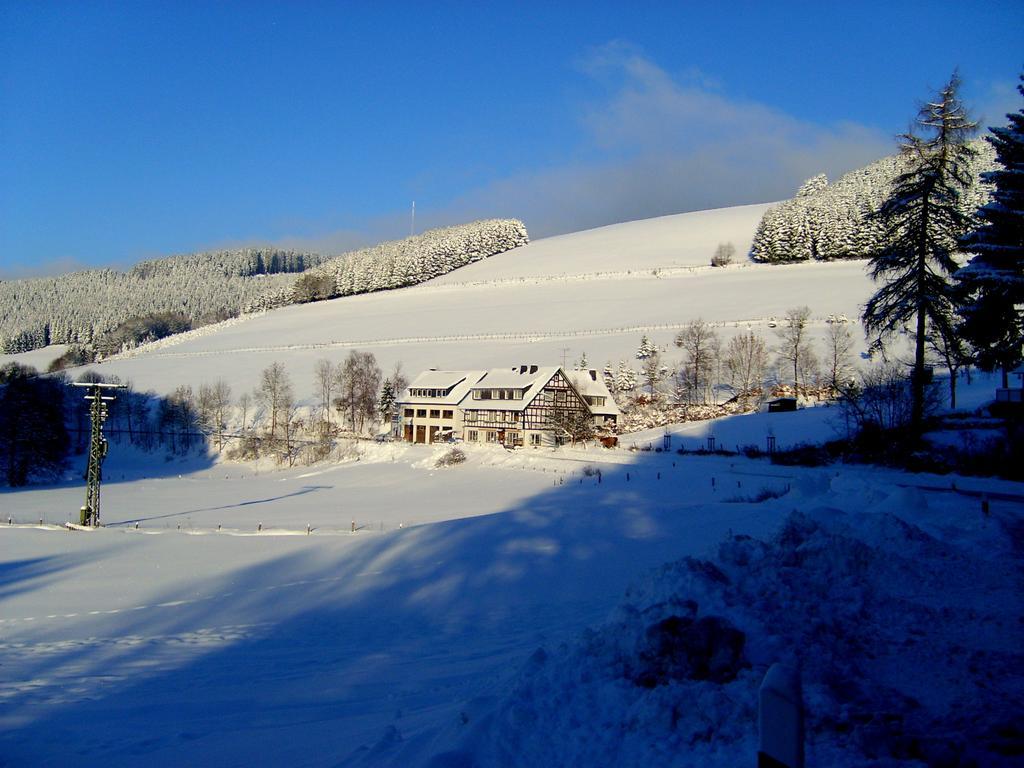 Landhaus Zum Sorpetal Hotel Шмаленберг Екстериор снимка